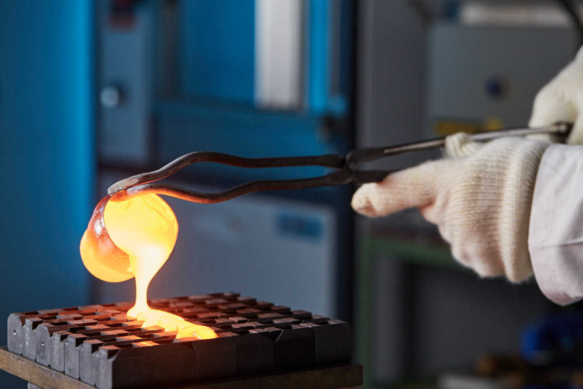 Until the development of Fraunhofer-ISC solution, glass ceramics were considered exhausted. High-strength dental glass ceramic for chairside procedures. Until the development of Fraunhofer-ISC solution, glass ceramics were considered exhausted. High-strength dental glass ceramic for chairside procedures.